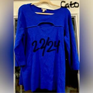 Beautiful 3/4 sleeve sweater!